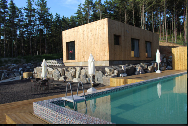 글램핑 캠핑장 - 블랙트리하우스