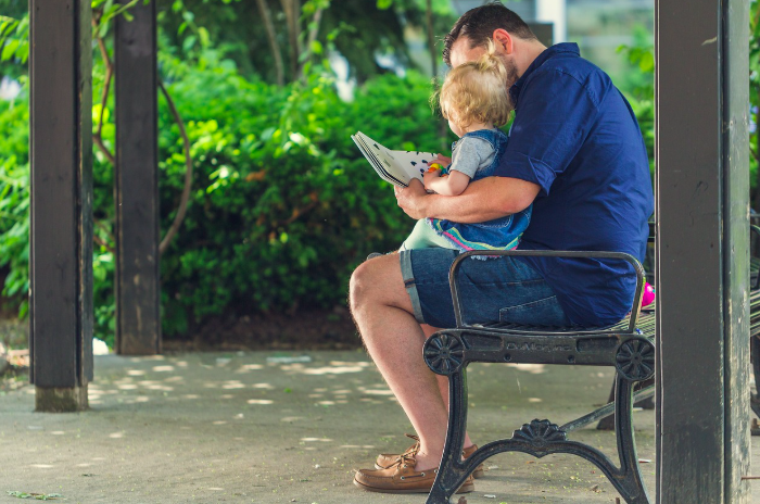 책육아, 어떻게 읽어줘야 할까? 부모의 낭독이 중요한 이유