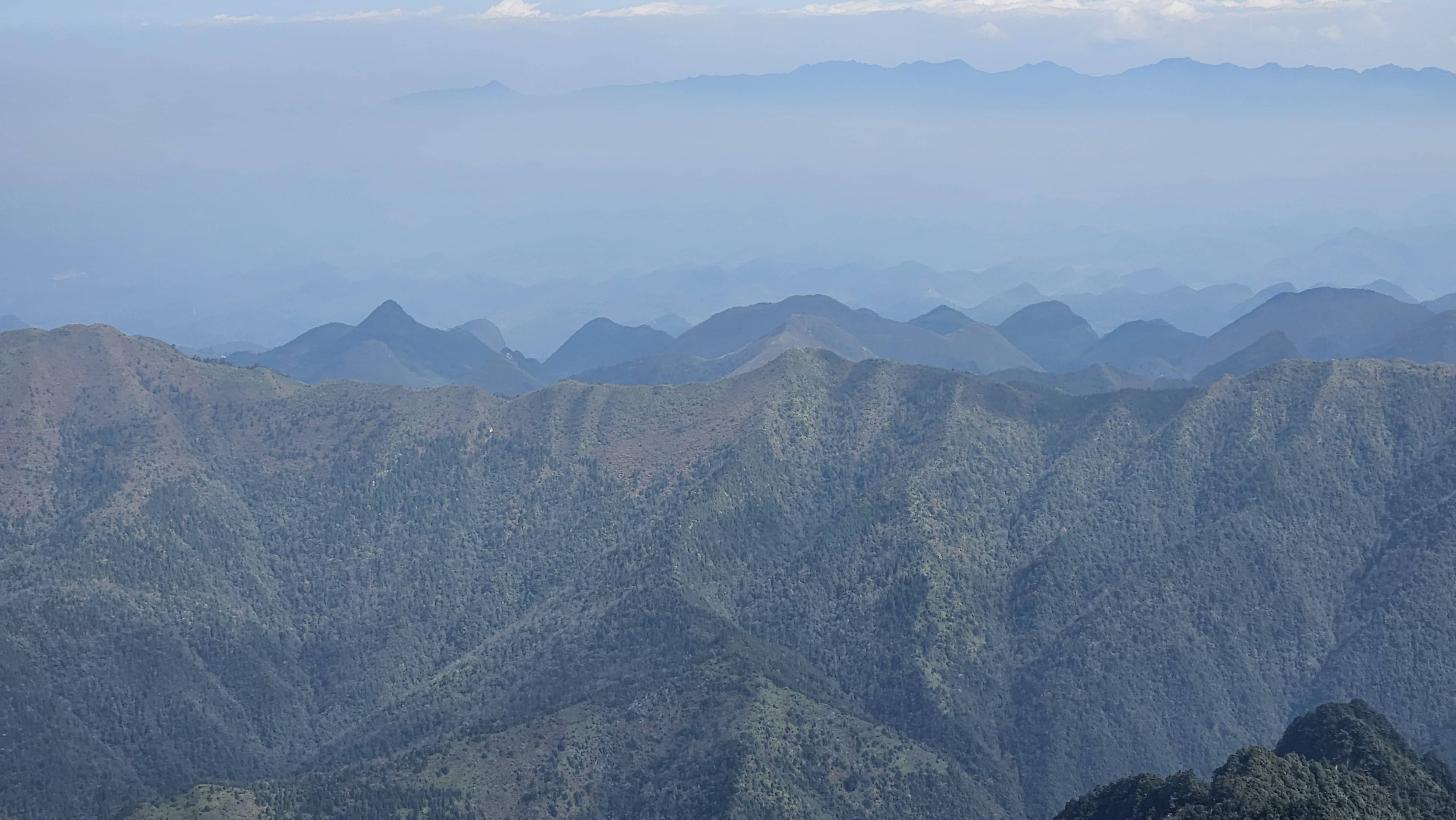 중국 망산 오지봉 원경