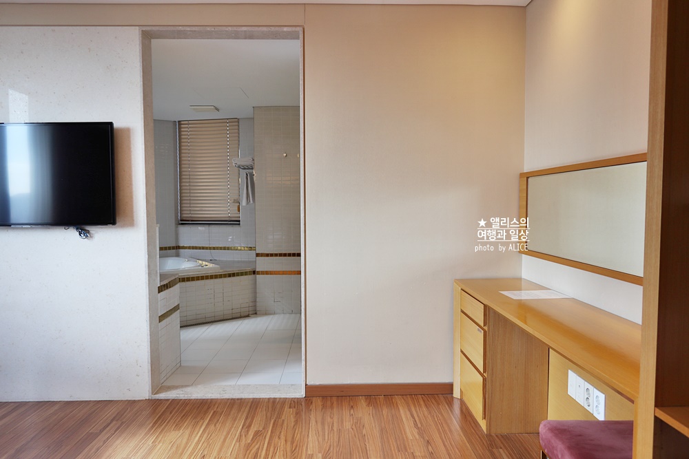 잠실 파로스 호텔 아늑한 디럭스 더블룸 직접 투숙해보니 좋음 가성비 위치 좋은 호텔