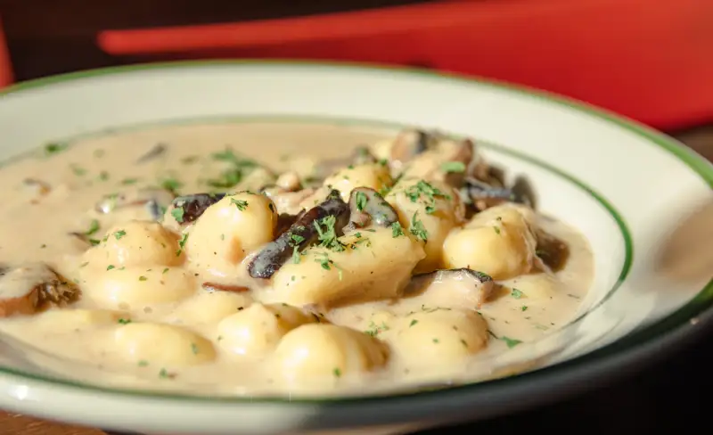 셰발레리-버섯크림감자뇨끼