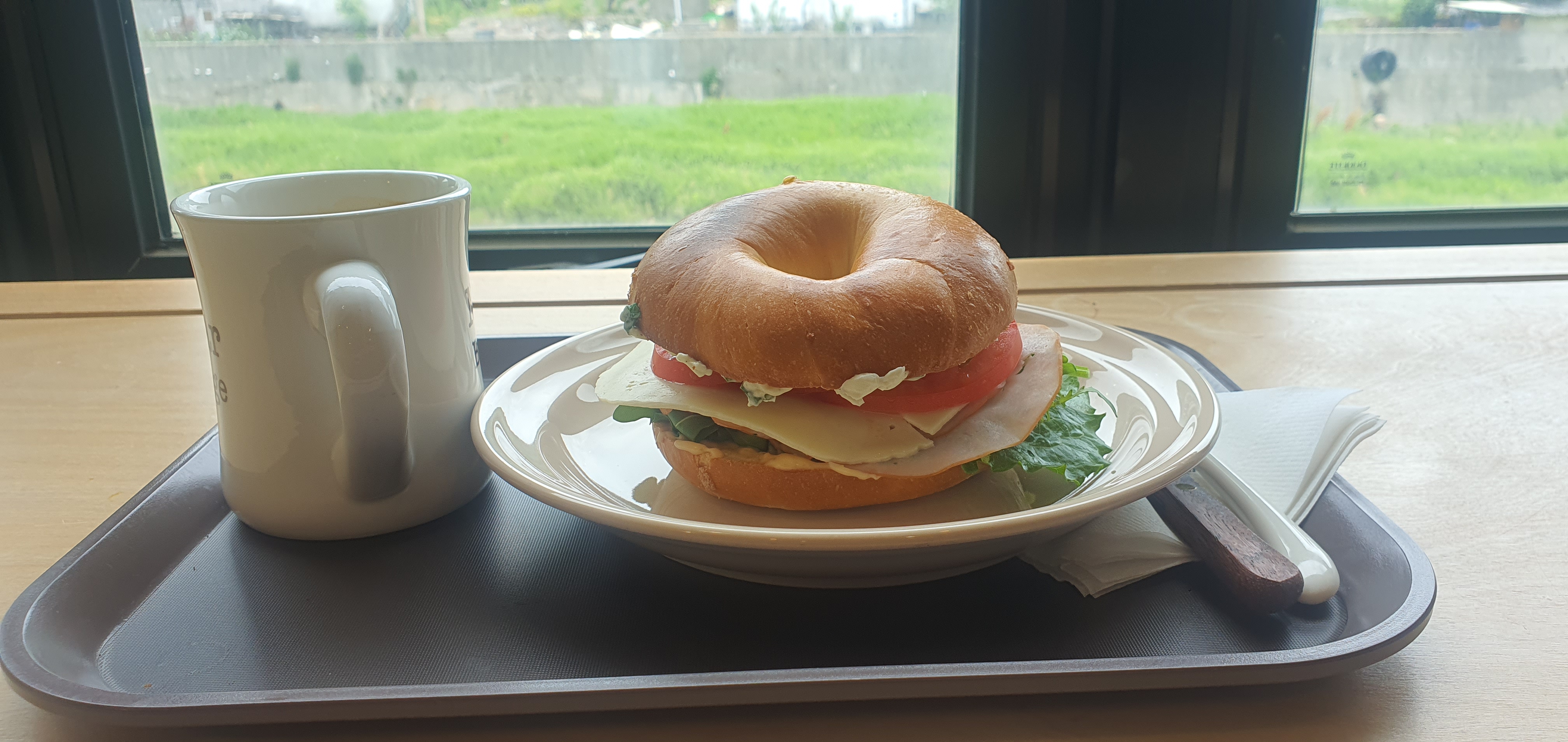 니어브릿지_태백 구문소관광지 인근 베이글,커피 맛집