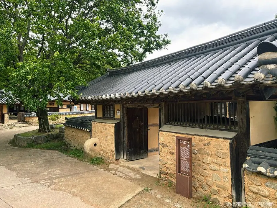 dd82b573-3e5a-4829-9301-1ee6f1923be7