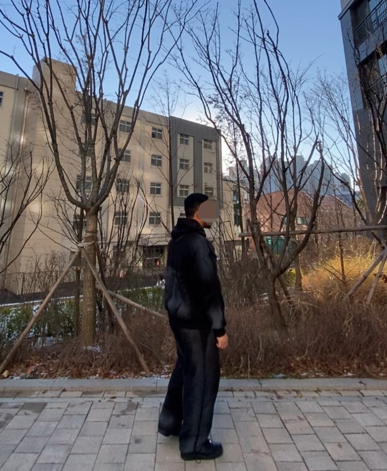 데일리룩('25. 12. 5.)갓디스 갓디스짐웨어 코튼 헤비워싱 오버핏 빈티지 후드티, 갓디스 갓디스짐웨어 코튼 헤비워싱 오버핏 빈티지 트레이닝팬츠, 나이키 덩크하이 올블랙 블랙