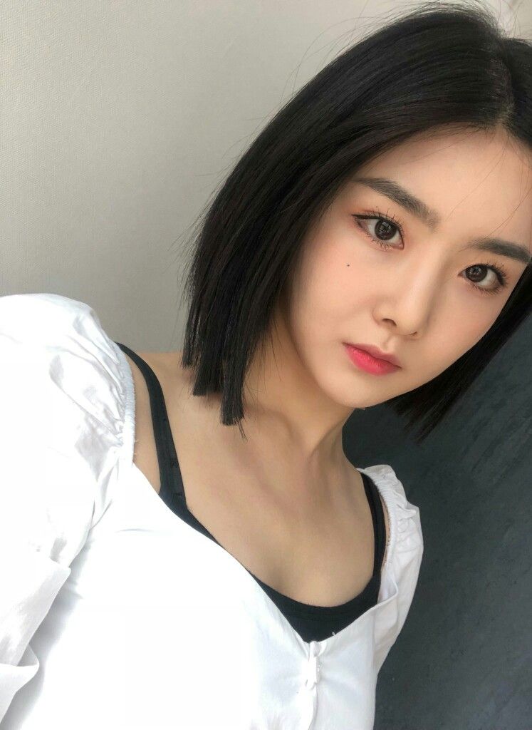 브레이브걸스 유나, 유니크한 보컬과 매력적인 개성