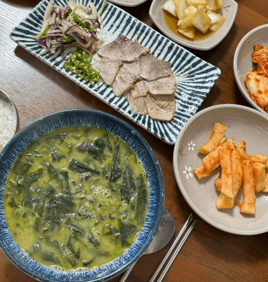 생방송투데이 해초 보말칼국수 제주시 개척식당 맛집