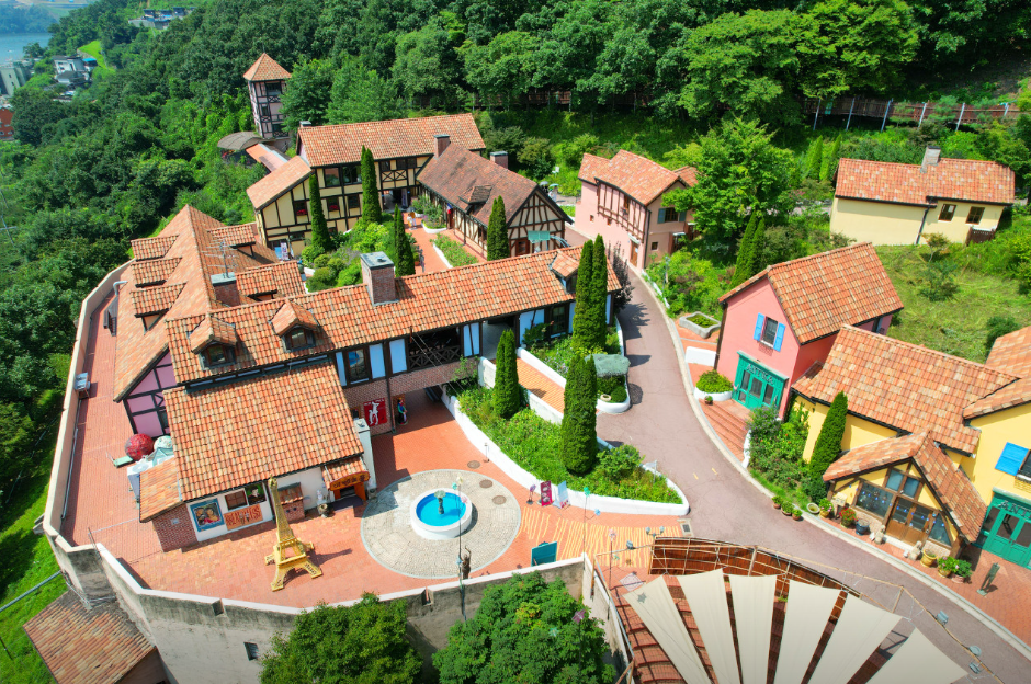 쁘띠프랑스 업체 사진 제공