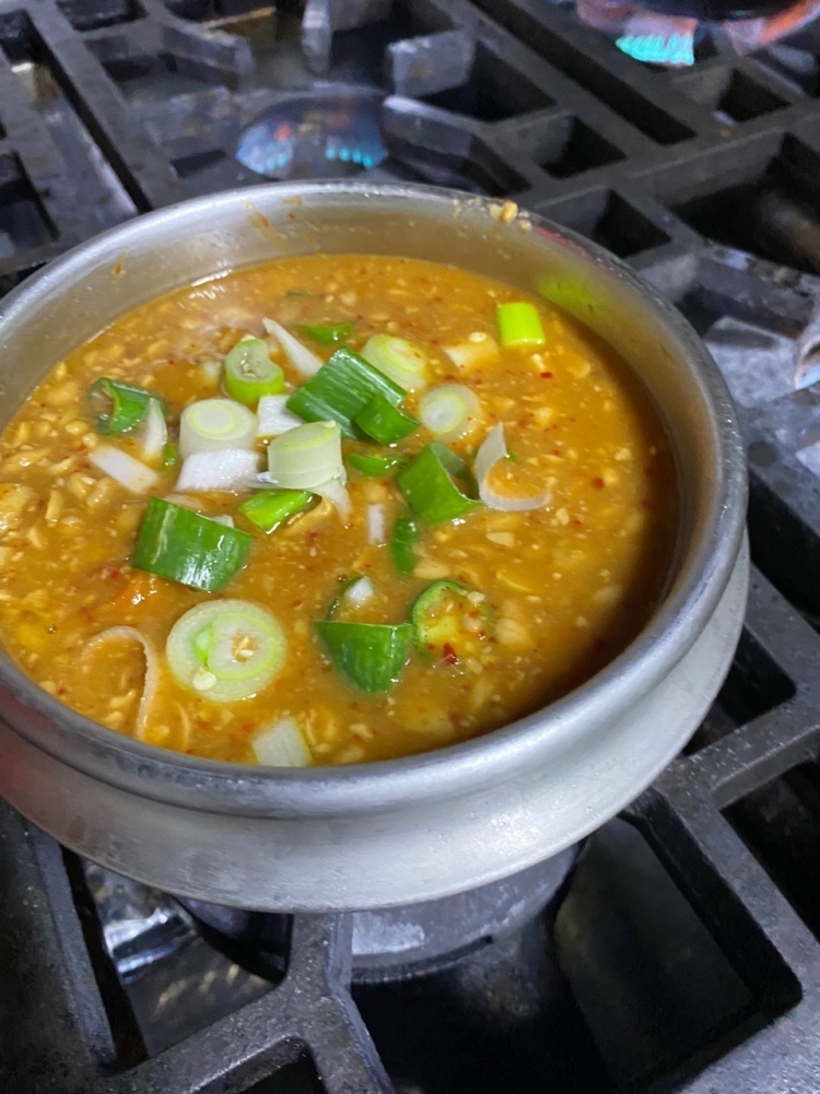 충북 청주 건강한 한 끼 추억의 청국장 오색 보리밥 맛집 추천
