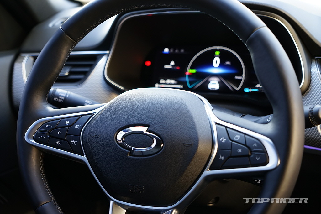 XM3 E-TECH 하이브리드