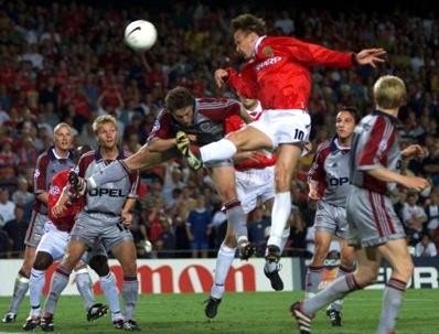 맨체스터 유나이티드 솔샤르의 코너킥 헤딩 결승골 사진