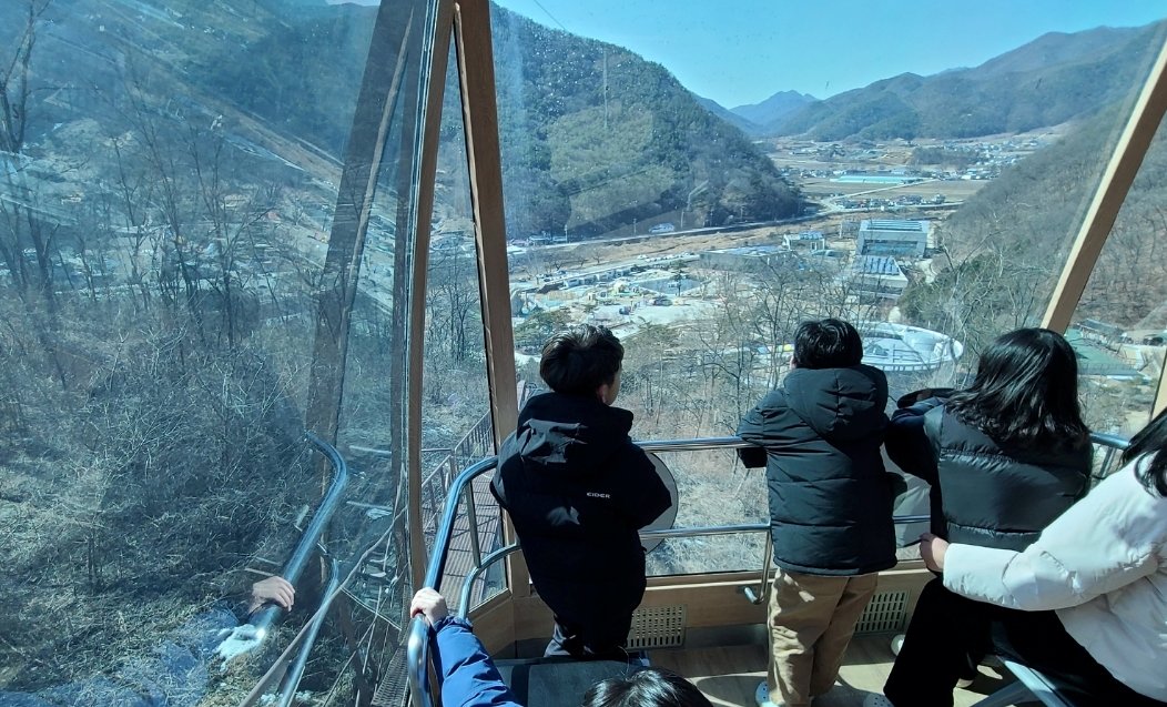 모노레일 내부