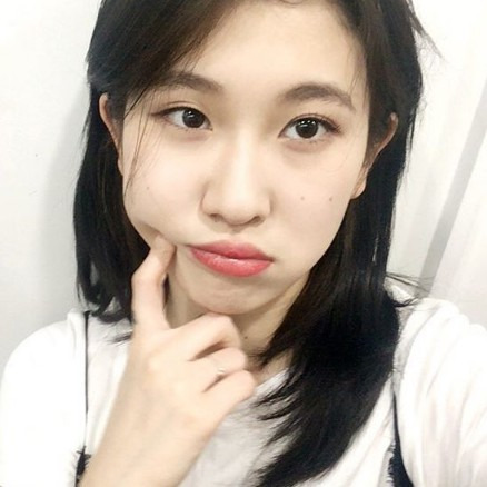 백