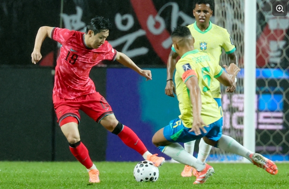 이강인, AFC 올해의 국제선수상 수상