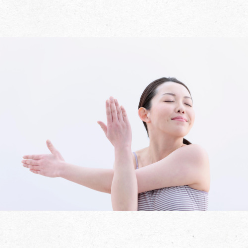 등 상부 근육 강화 밴드 운동