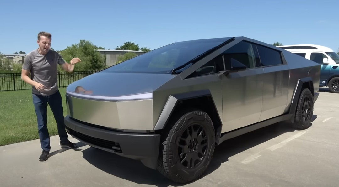 지드래곤-사이버트럭