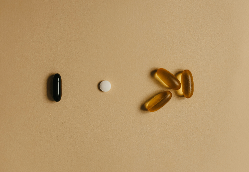 3가지 영양제 사진 이미지