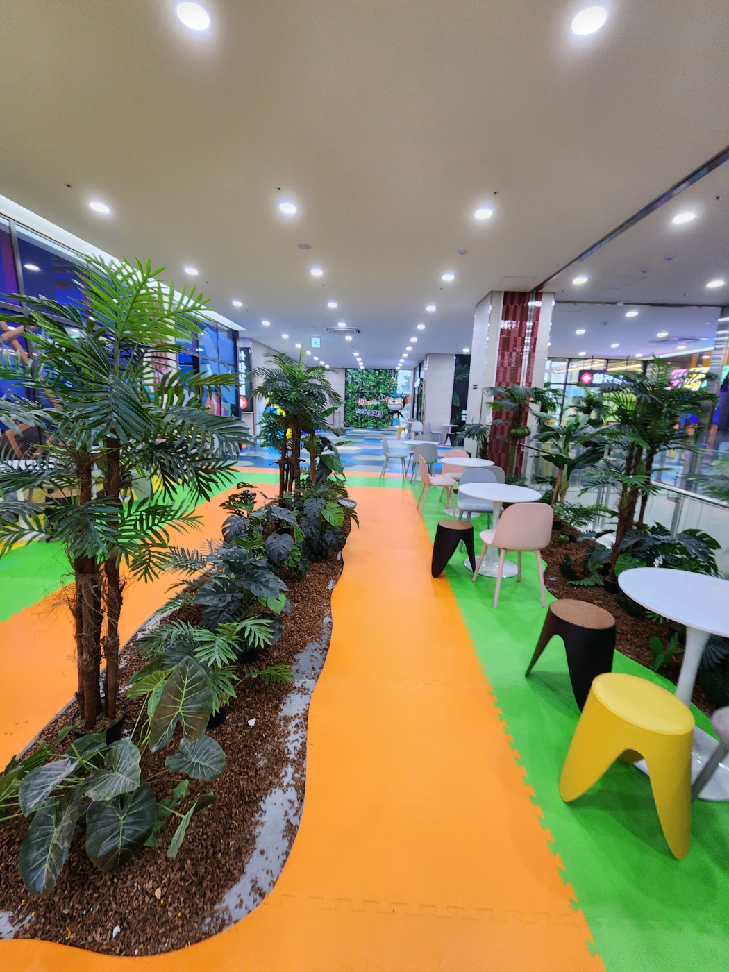 부모님들이 쉴 수 있는 테이블