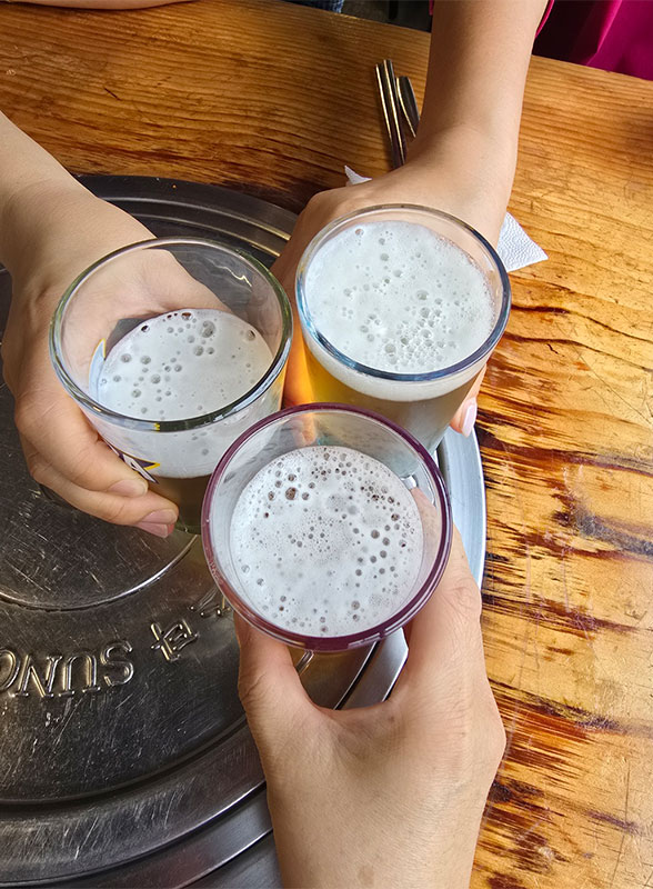 건배 타임 건강을 위하여