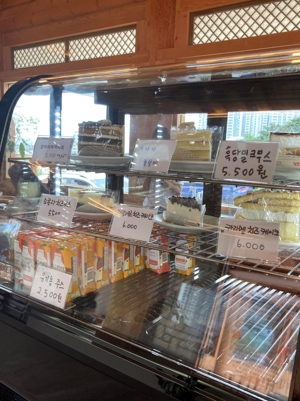 카페한울-쇼케이스