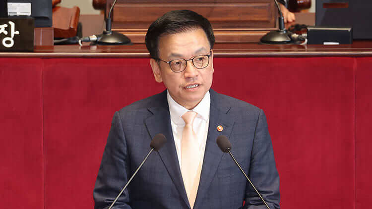 최상목 부총리의 전격 사퇴