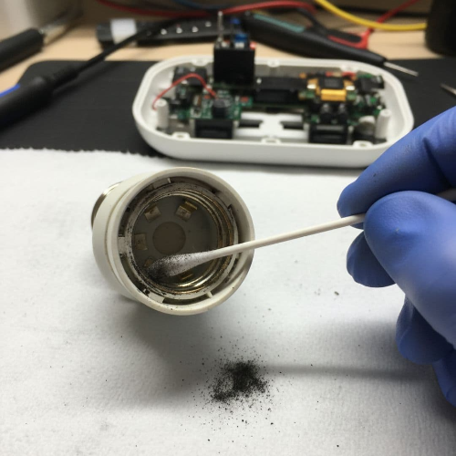 스마트 조명 관리, 먼지 제거 및 교체 주기 가이드