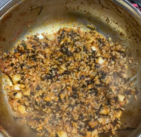 본질 닭도리탕 대표 메뉴