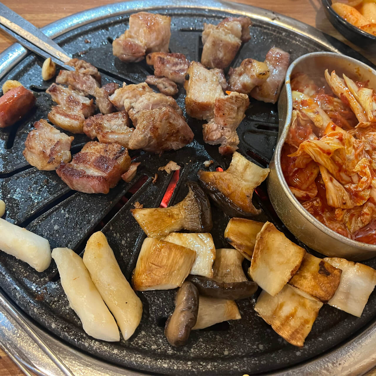 생생정보 2309회 가격파괴 Why 서울 금천구 가산동 무한리필 돼지고기 5종 샐러드바 맛집 북초삼대갈비 가산본점 
