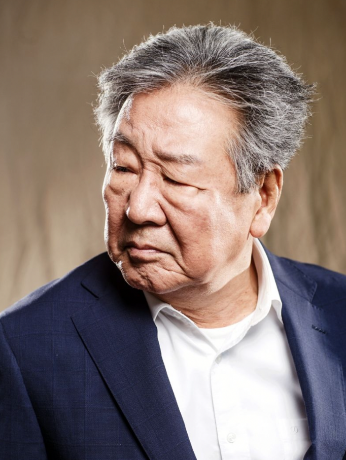 최불암