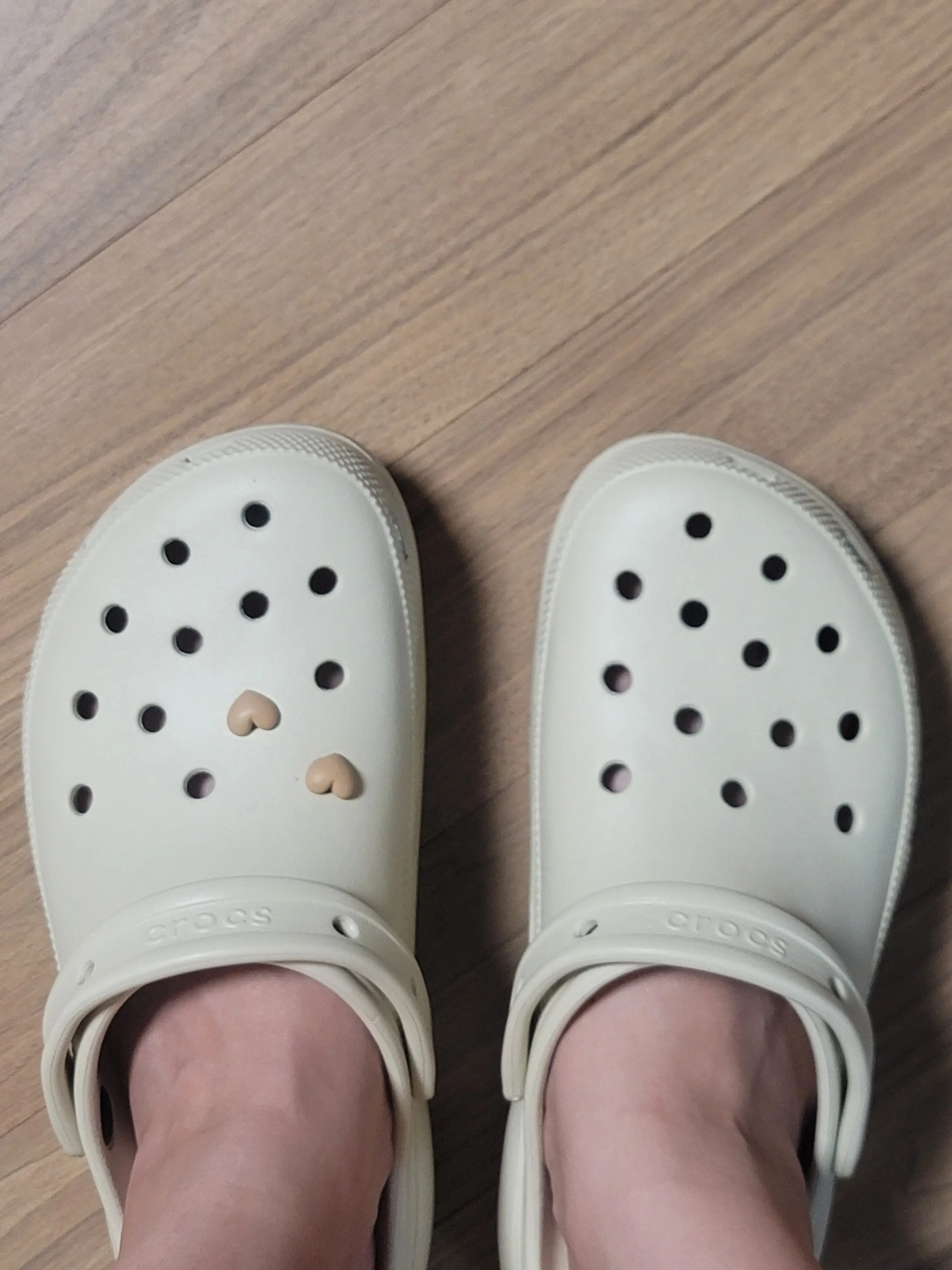 크록스 클래식 플랫폼 클로그 착용