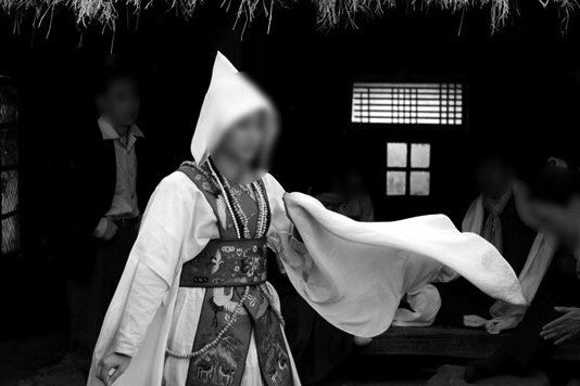 무속신앙과 새우니의 관련성