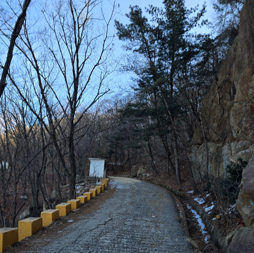 삼막사를 지나 삼성산 가는길 