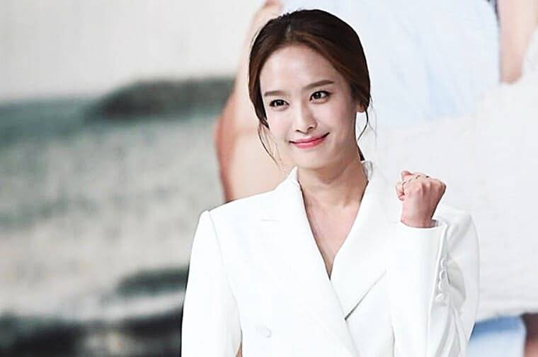 가수-겸-배우 박정아
