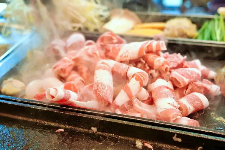 입이 쩍! 산해진미 한판! 키조개 우삼겹 삼합 철판구이 수원 조개구이 맛집 추천 생방송투데이 리얼맛집 오늘방송 전설의 맛