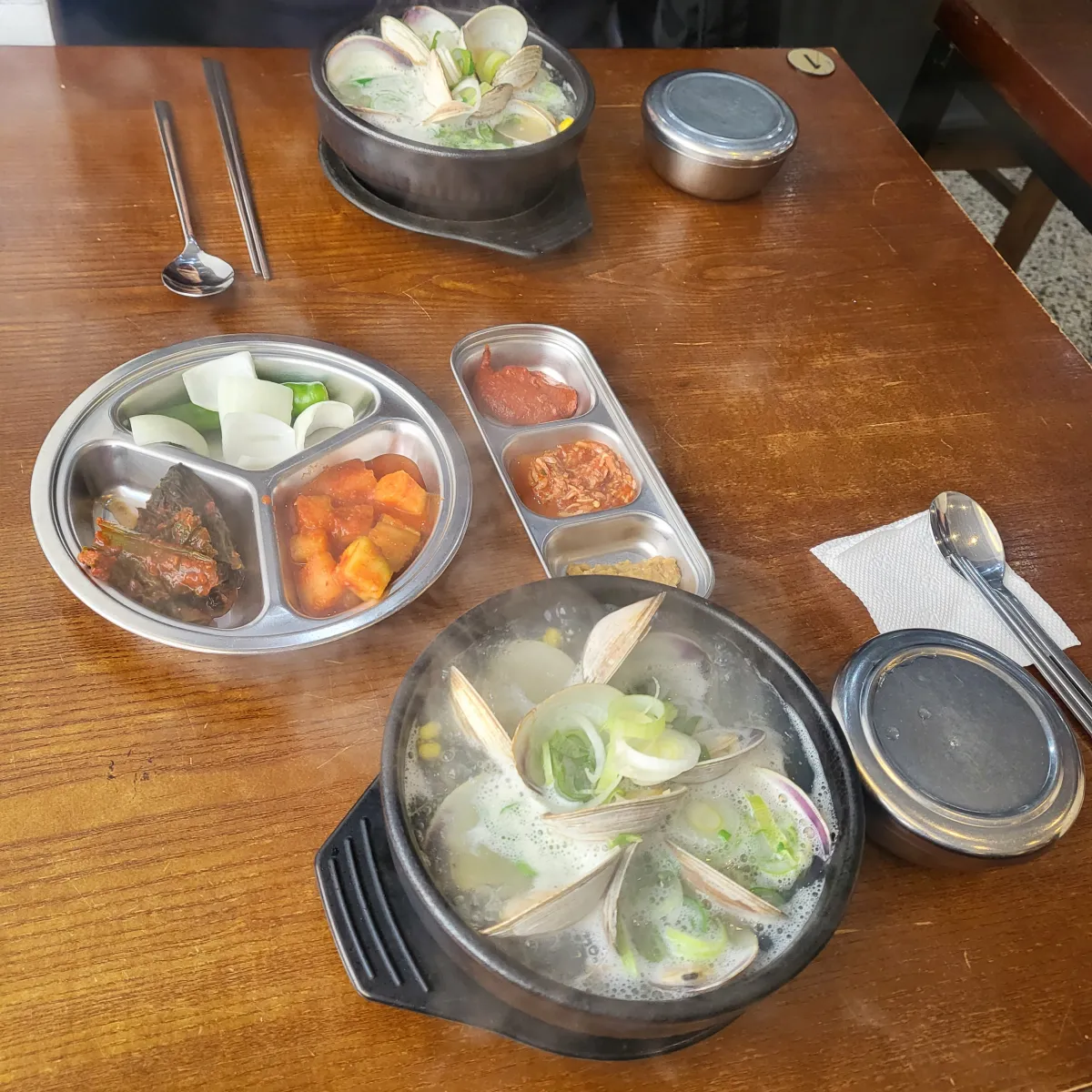 바지락돼지국밥의-모습