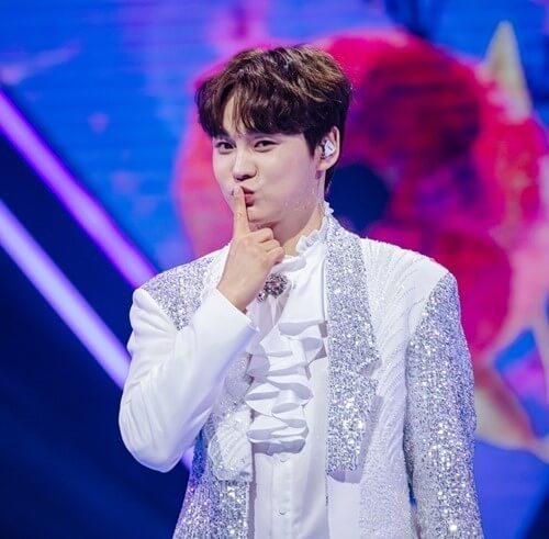 박서진&amp;#44; &amp;#39;현역가왕2&amp;#39; 우승&amp;#44; 상금 1억 원&amp;#44; 전액 기부 결정