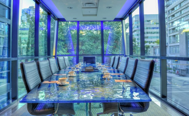 Hotel Blu Vancouver, 캐나다 : 부대시설, 어메니티, 객실, 소개, 관광