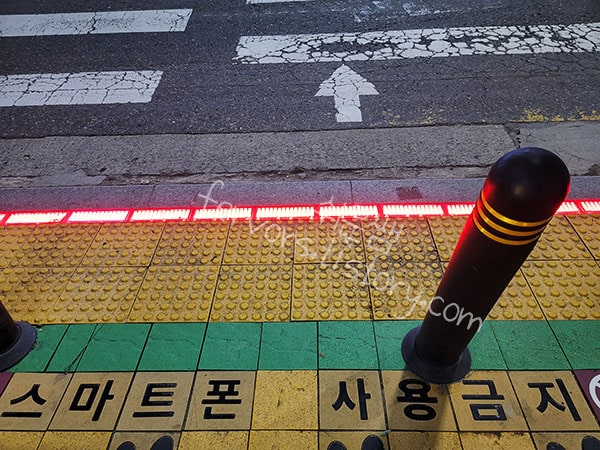 바닥신호등