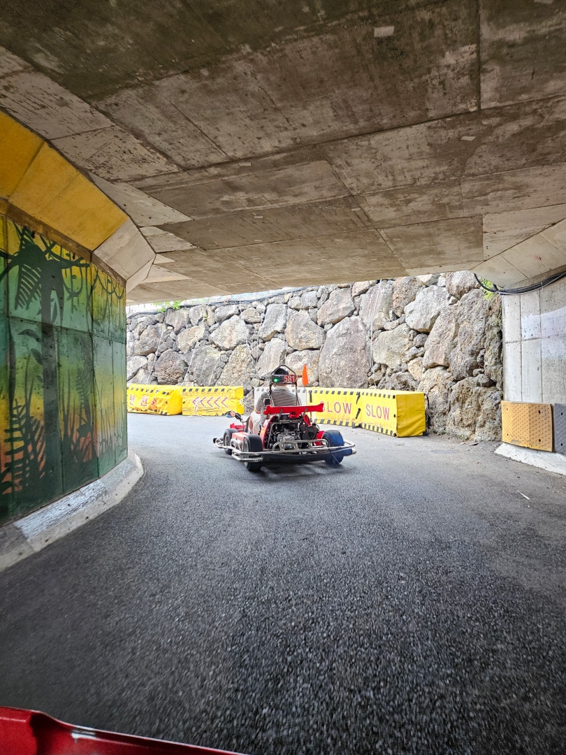 윈드 1947 커브길