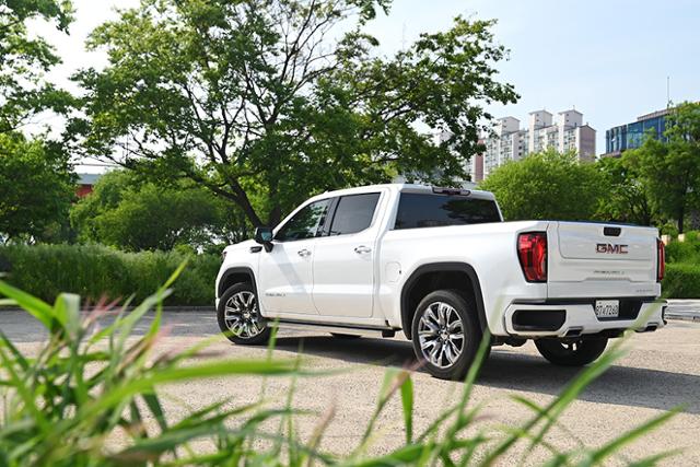 GMC 시에라 드날리