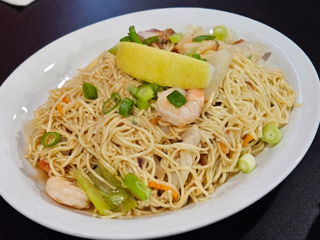 캐나다 옐로나이프 맛집 볶음면