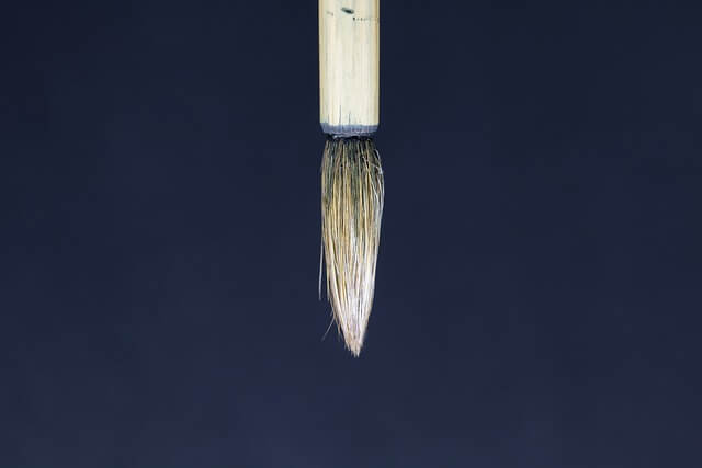 붓-보는-꿈-해몽