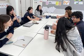 IB 45점 만점 받는 법: 과목 선택부터 대학 진학까지 관련사진