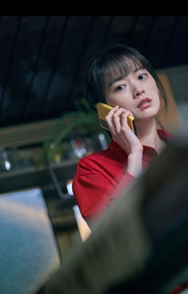 스마트폰을 떨어뜨렸을 뿐인데 결말 해석 원작 출연진 정보