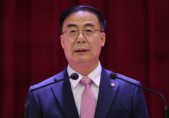 김세환 사무총장이 연설을 하는 사진