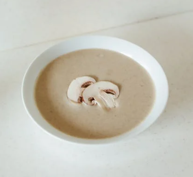 🍶 막걸리 크림스프 — 전통주의 풍미로 완성한 부드러운 한 그릇