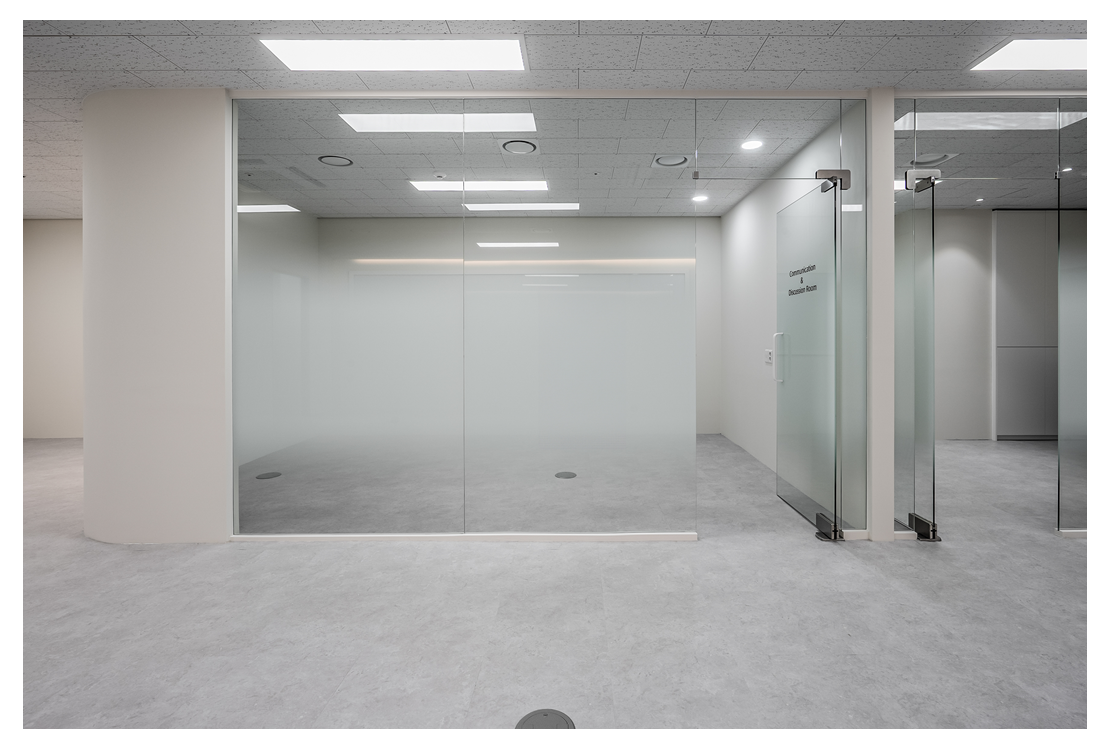 사무실유리가벽인테리어