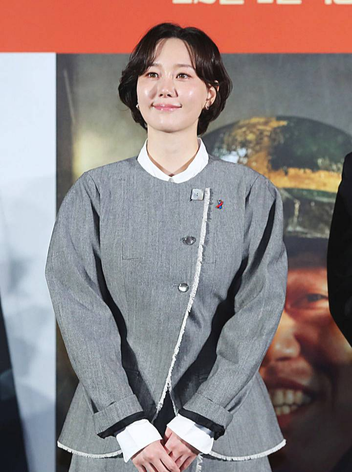 배우-이유영
