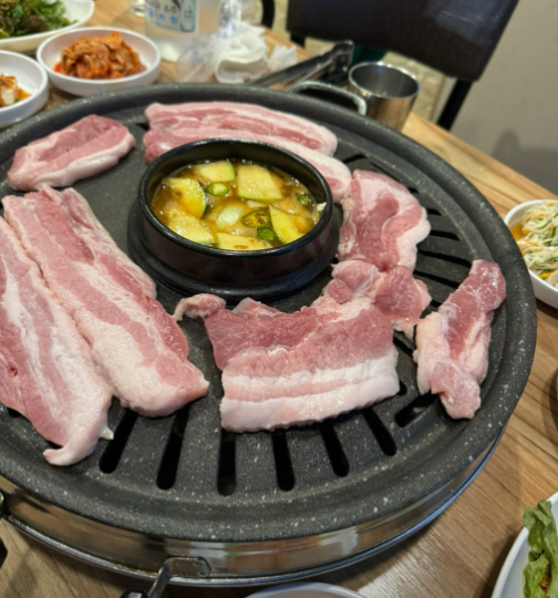 흥부이가 정육식당