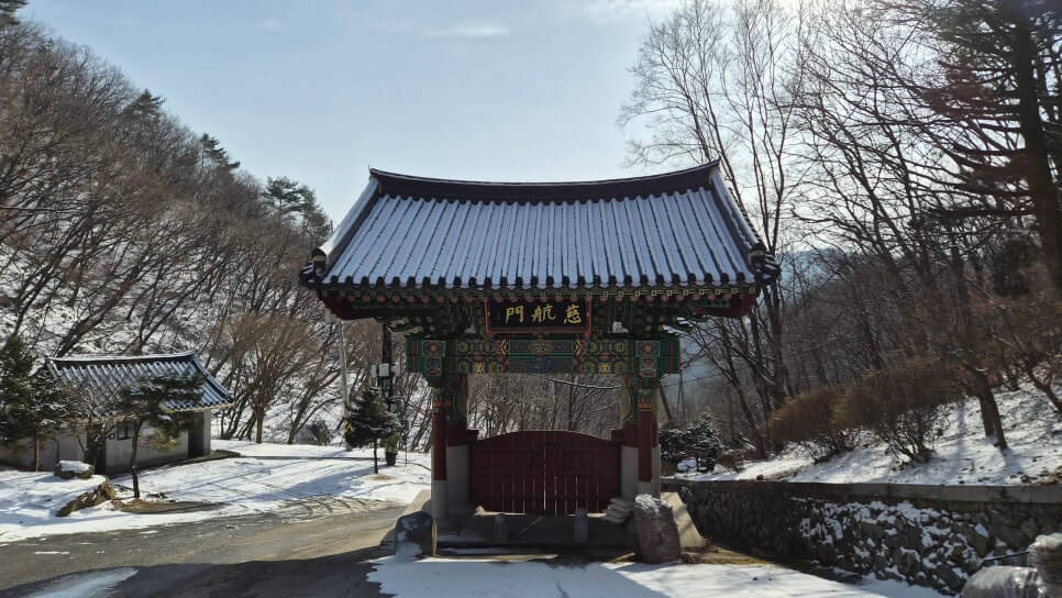 광주 망월사 : 조선 태조가 창건하고 남한산성 최고 도량