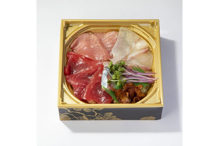 긴키대학 수산연구소 하나레 '긴다이 홍백 덮밥'